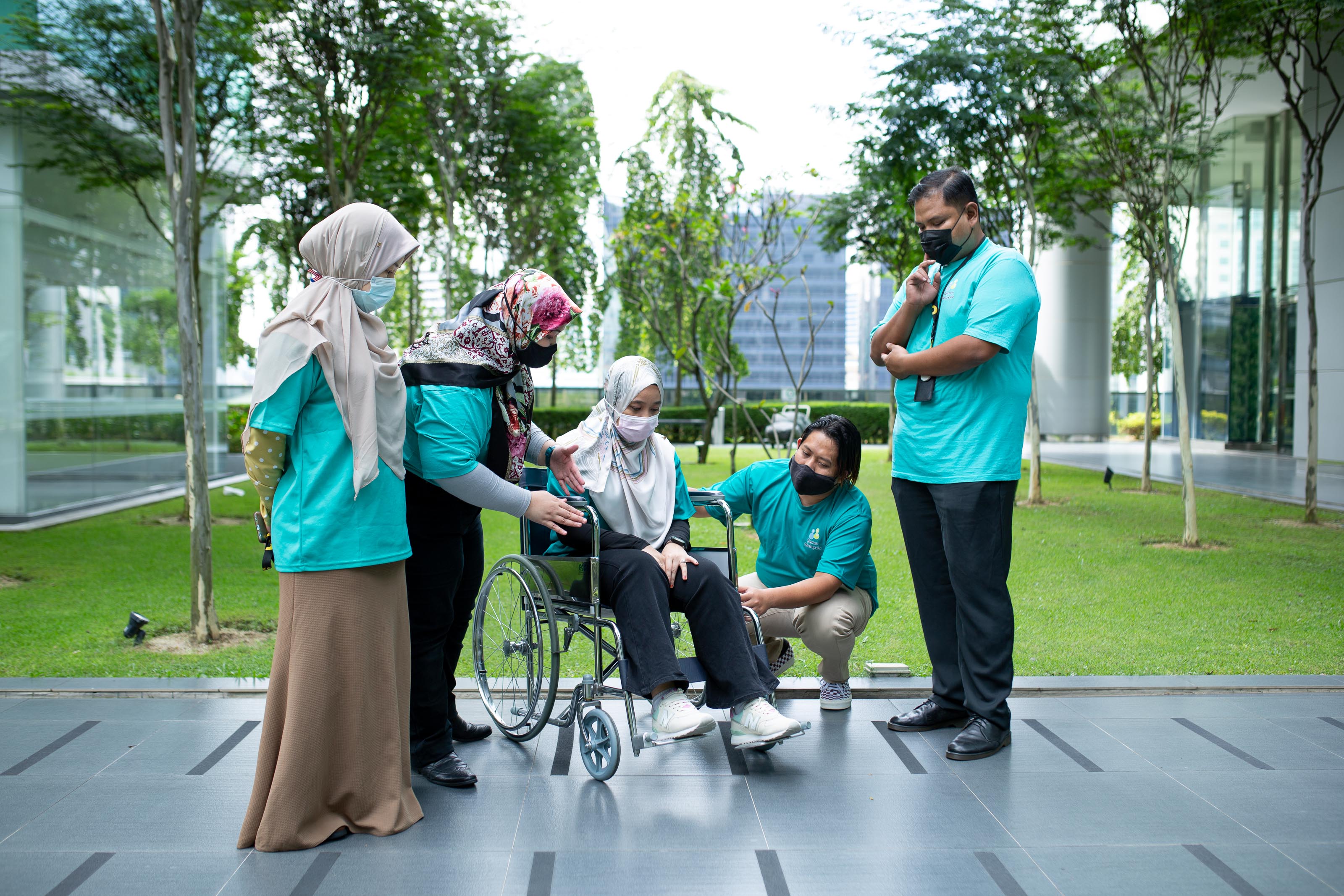 helping-hands-in-trying-times-petronas-flow